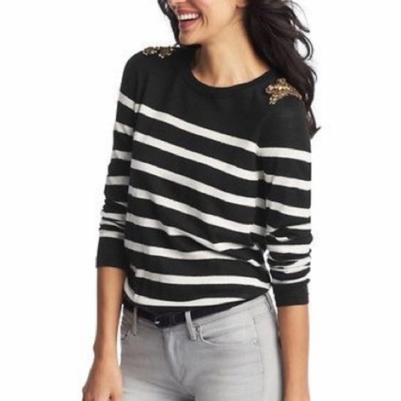 LOFT Sweaters - LOFT gold applique sweater